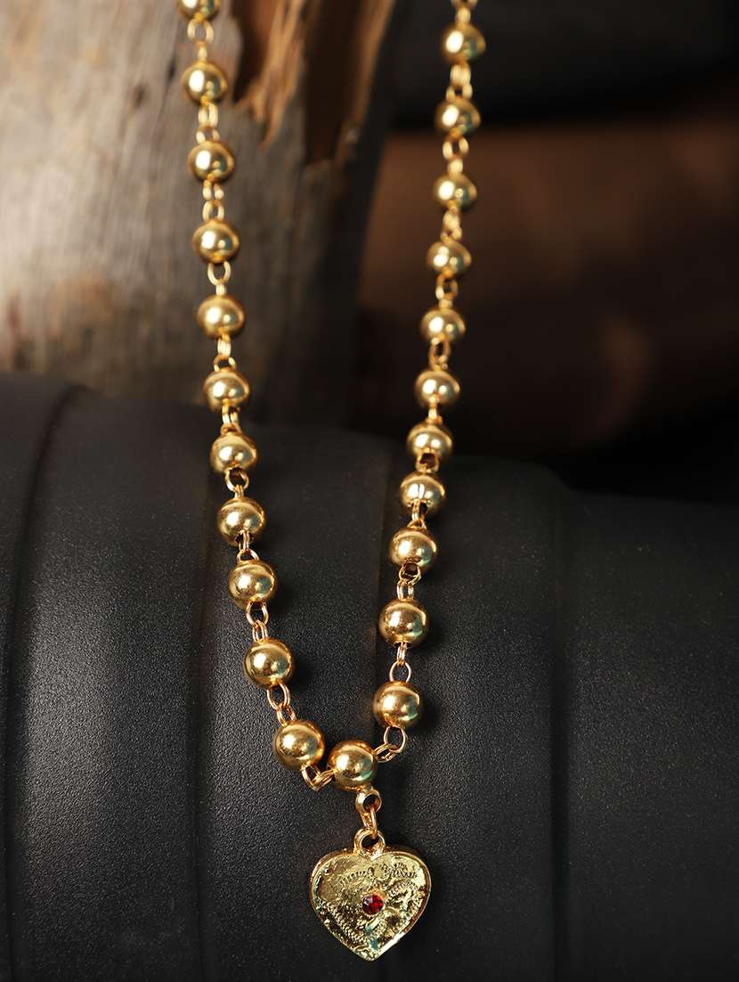 gold plated chain pendant - 18657044 -  Standard Image - 1