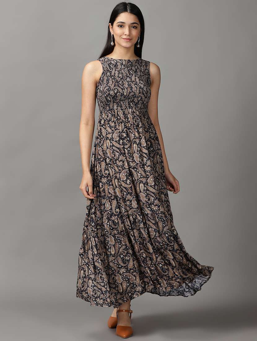 women's fit & flare printed dress