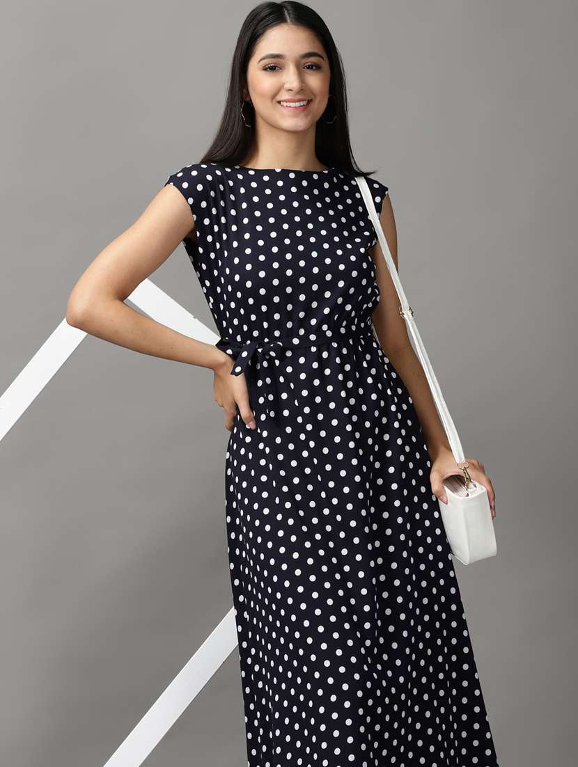 women's  floral dress - 18659117 -  Standard Image - 4