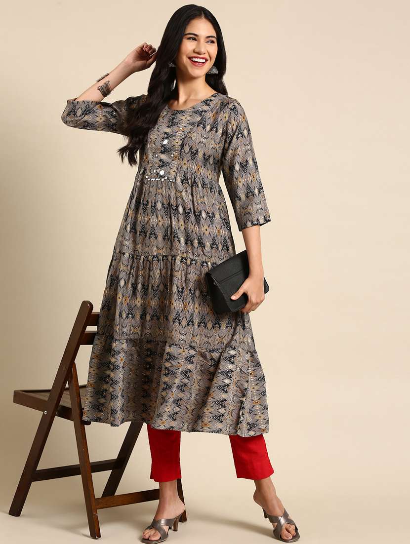 women's flared kurta