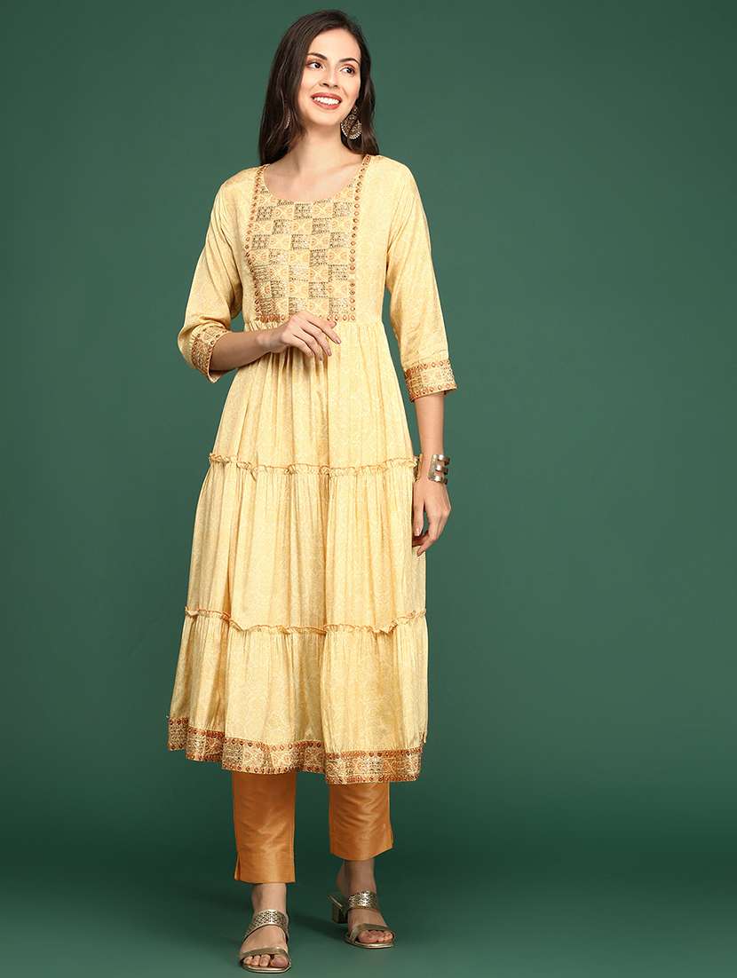 women's tiered kurta