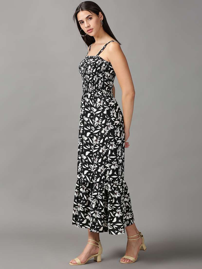 women's  floral dress - 18688458 -  Standard Image - 1