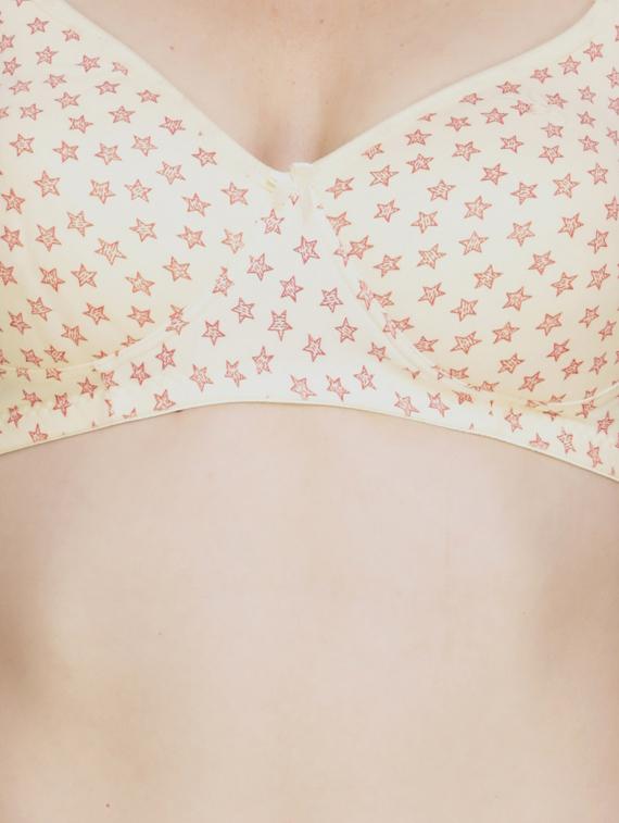 lightly padded printed t-shirt bra - 18691495 - Standard Image - 4
