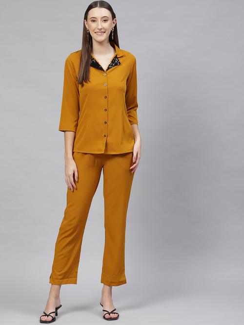 shirt collar solid bottom set - 18720838 -  Standard Image - 0