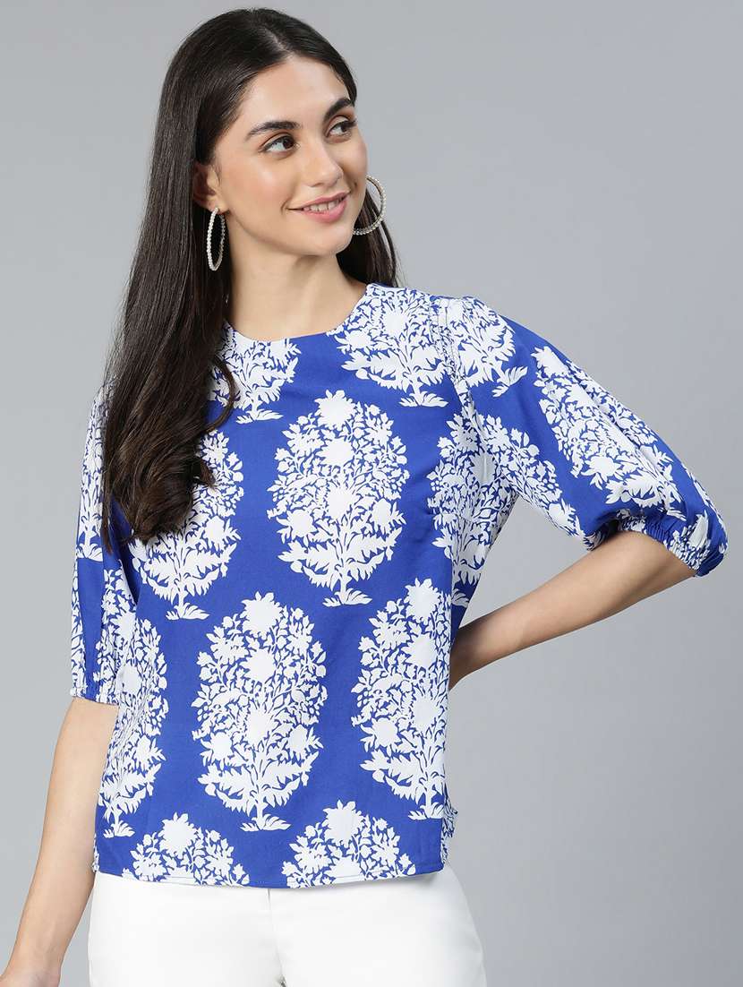 women's straight round neck top