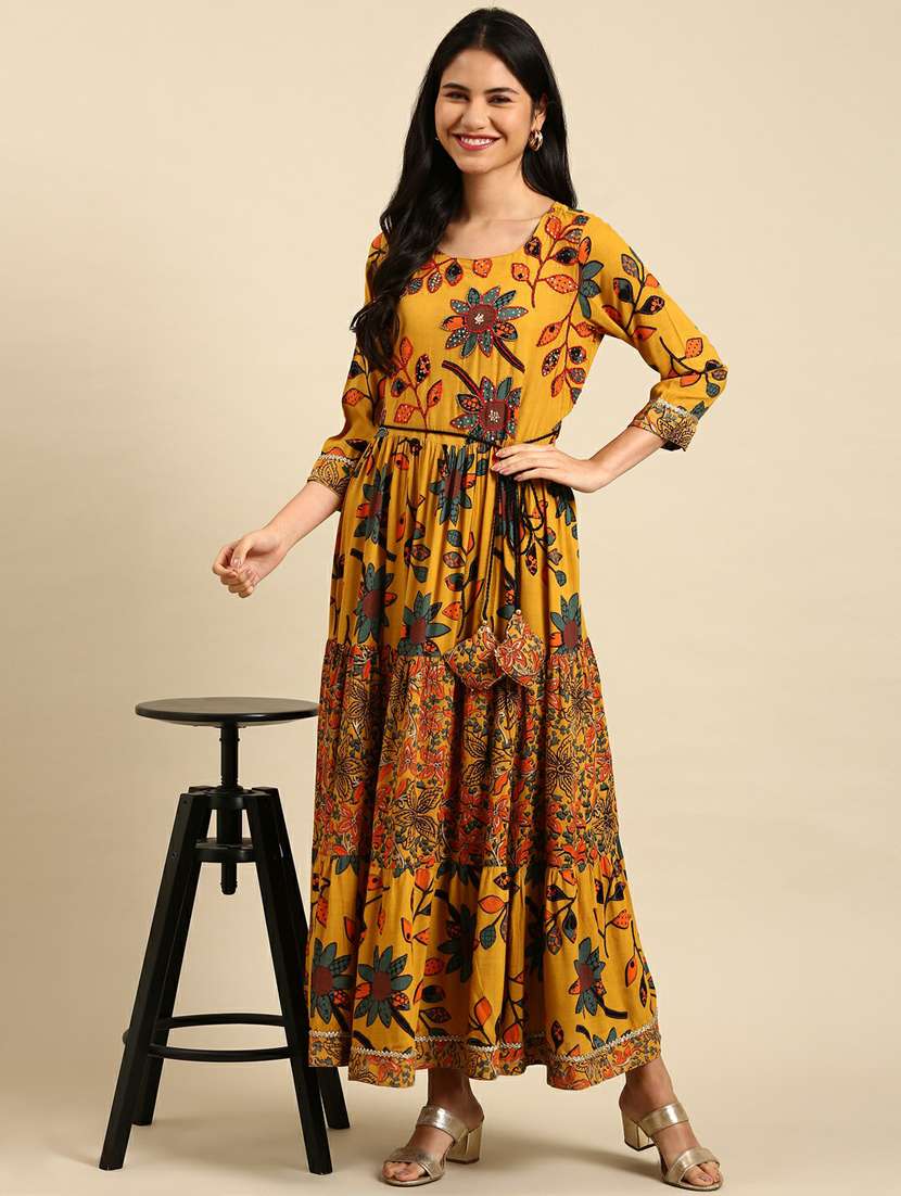 women's flared kurta