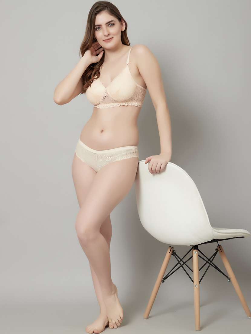 beige lace tshirt bra - 18737204 -  Standard Image - 4