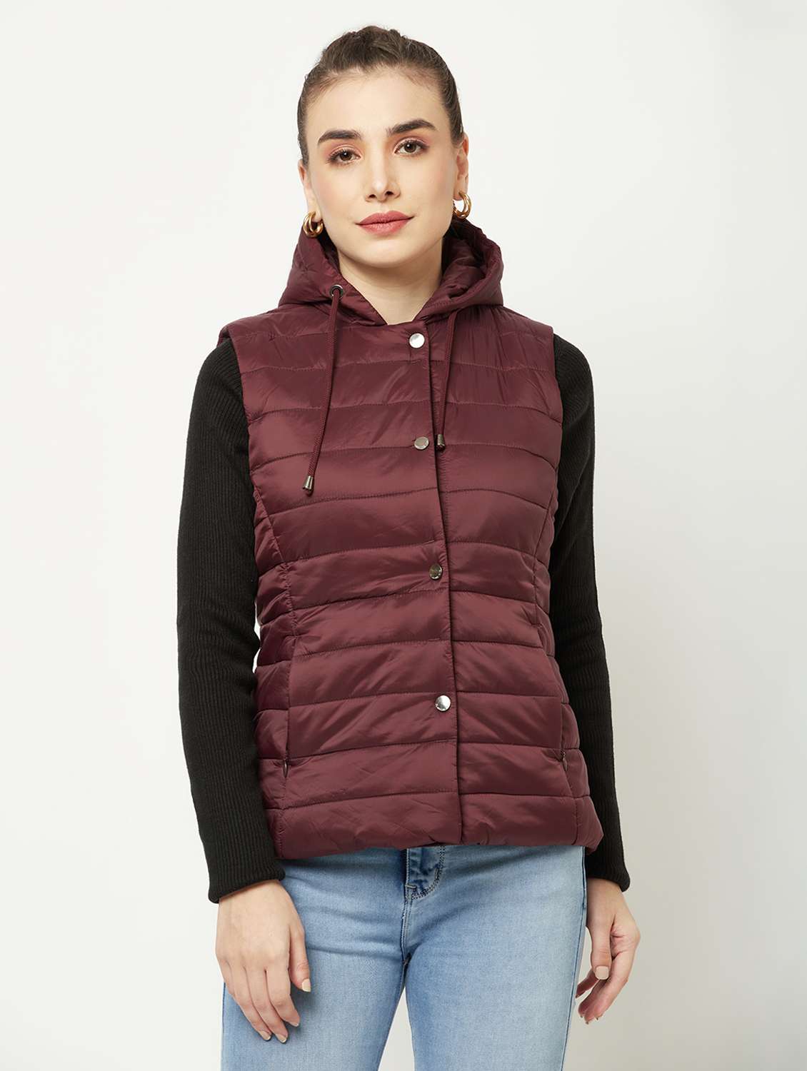 women burgundy solid sleeveless quilted jacket