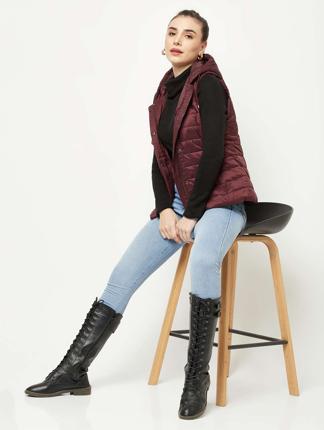 women burgundy solid sleeveless quilted jacket - 18739041 -  Standard Image - 4