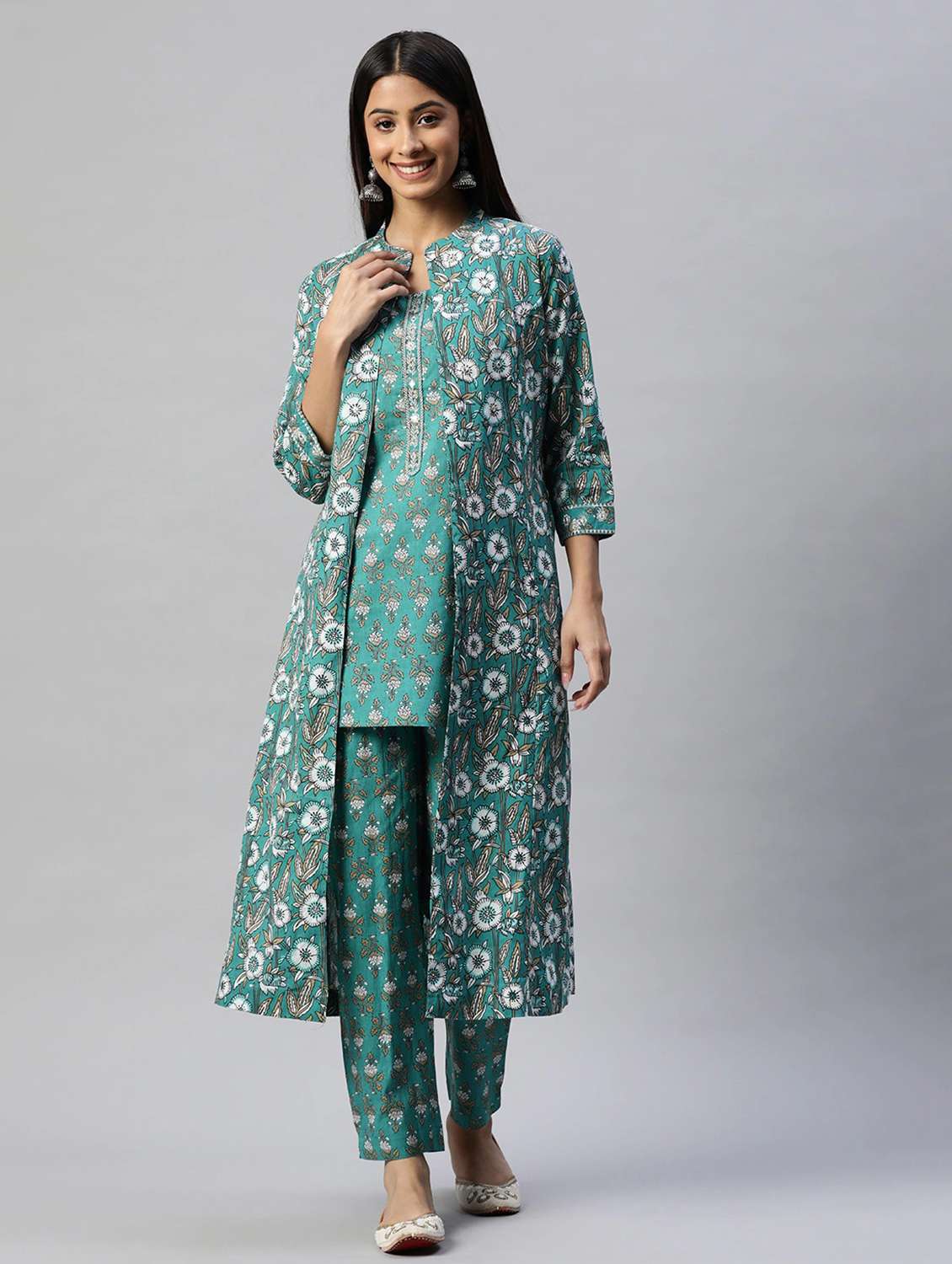 women floral kurta pant set with jacket