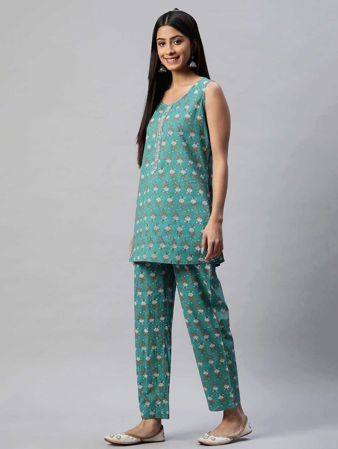 women floral kurta pant set with jacket - 18739087 - Standard Image - 1