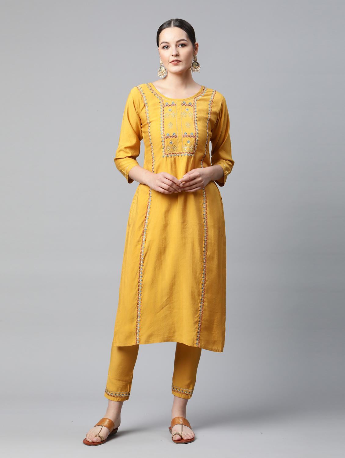 women yellow round neck kurta pant set 