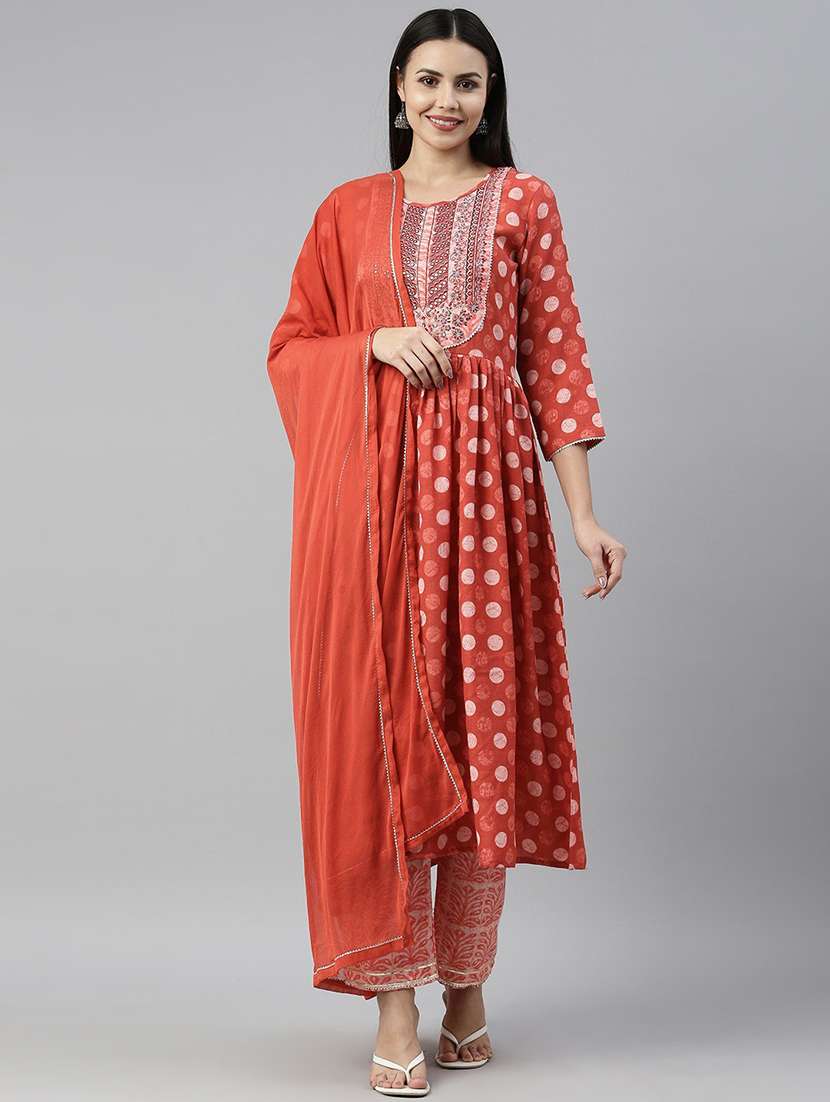 red kurta pant set with dupatta - 18743772 -  Standard Image - 1
