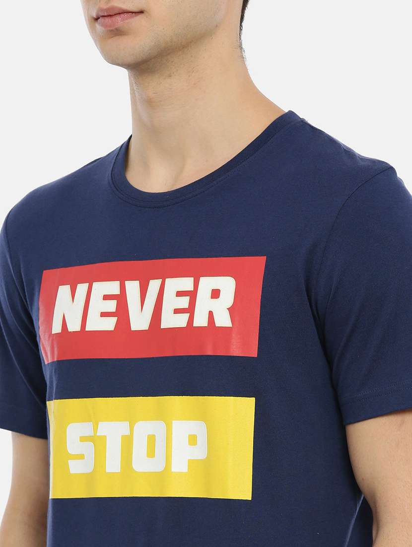 round neck printed regular tee - 18751051 - Standard Image - 4