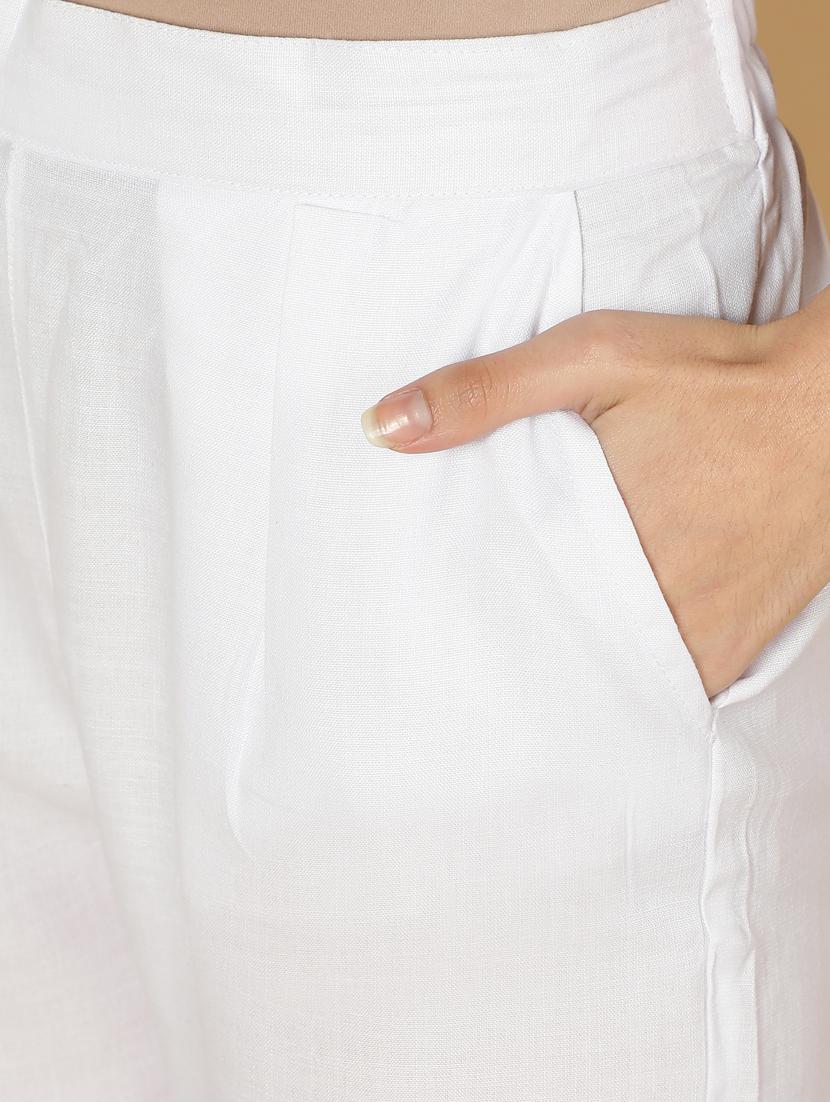 women solid pleated cigarette pants - 18758762 - Standard Image - 4