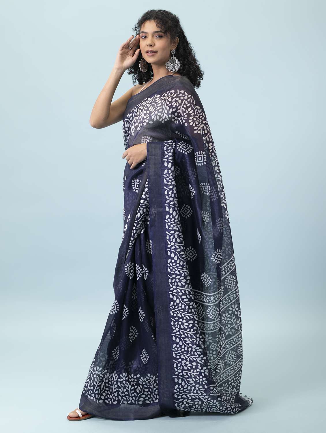 women's batik blue colored saree with blouse - 18801366 -  Standard Image - 1