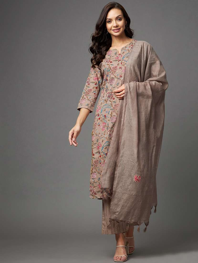 women three quarter sleeve kurta pant with dupatta set