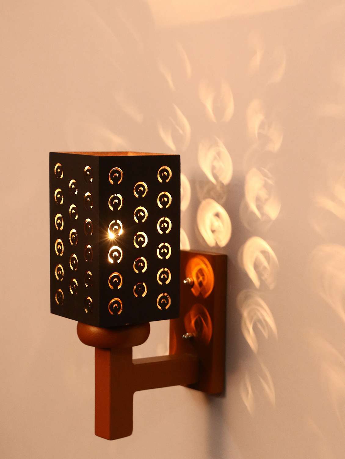 somil designer wooden wall lamp (set of 2)- aa30 - 18838825 -  Standard Image - 1