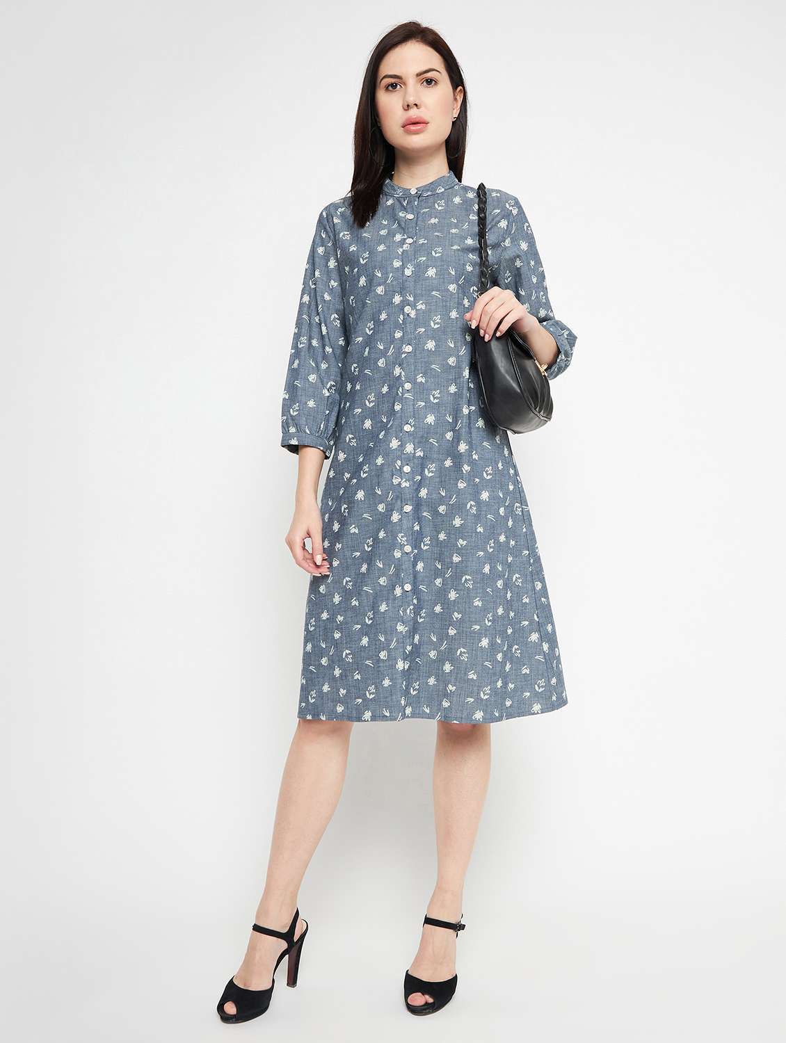 women's  checks dress - 18842083 -  Standard Image - 4