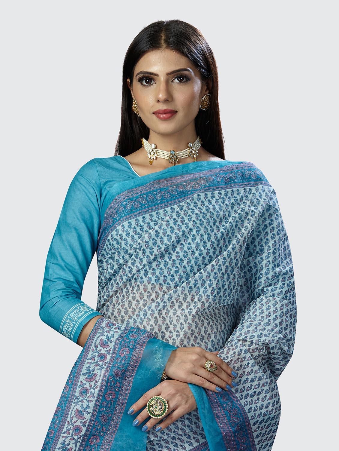 blue printed saree with blouse - 18854999 - Standard Image - 4