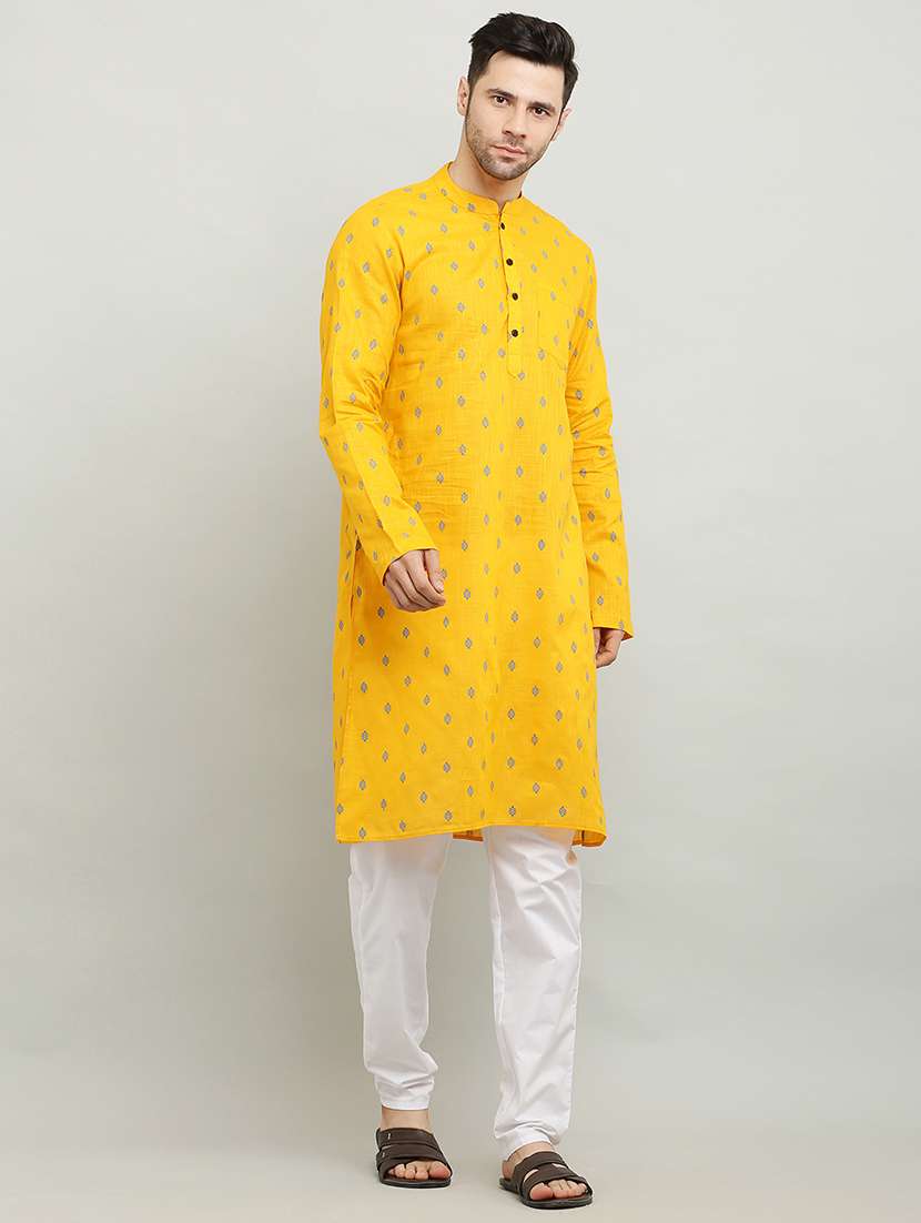 mandarin neck long sleeved kurta