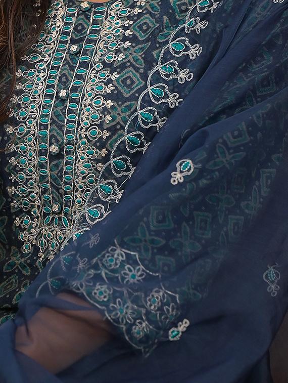 printed kurta pant dupatta set - 18875685 - Standard Image - 4