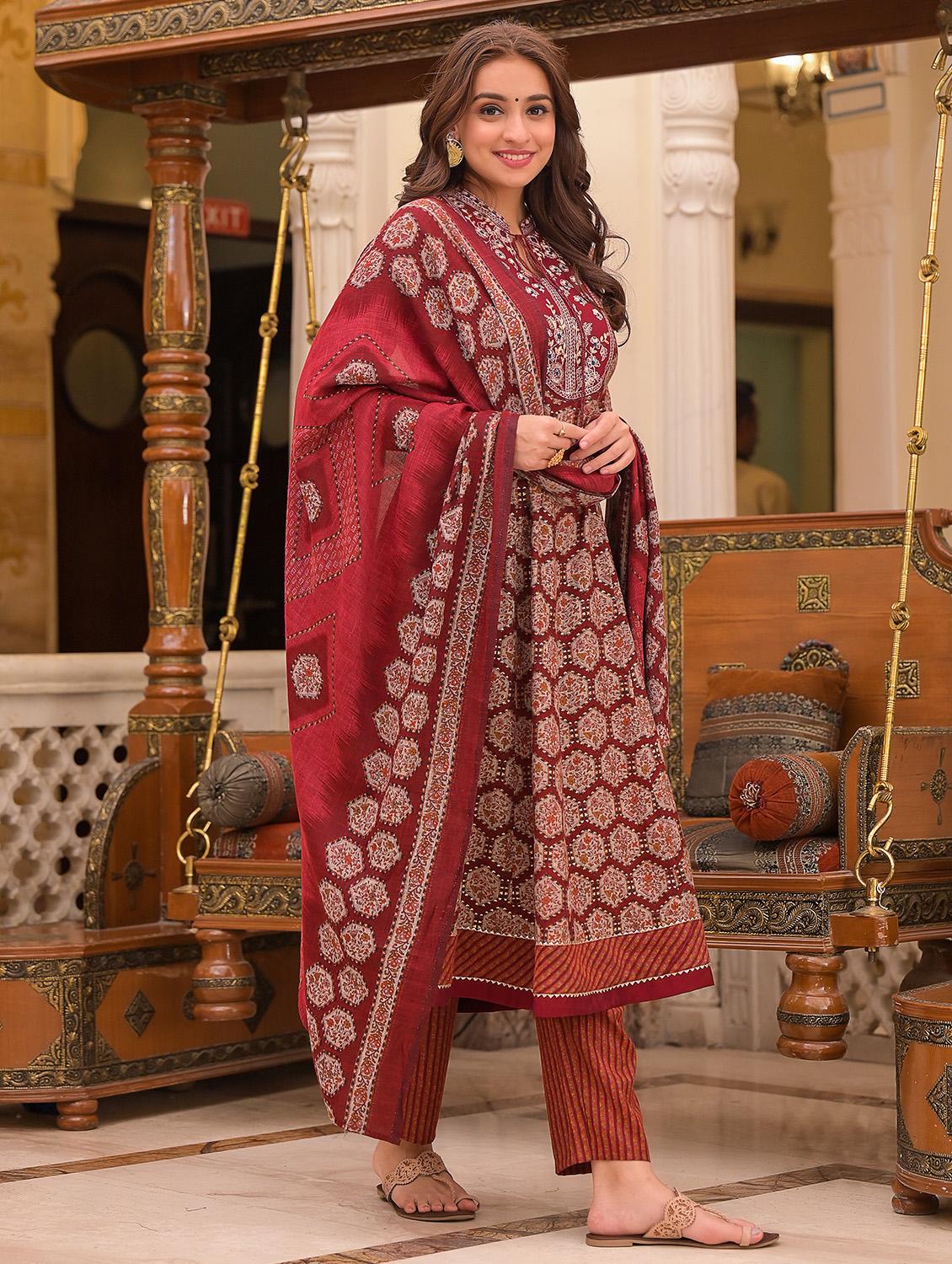 embroidered kurta pant dupatta set - 18875694 - Standard Image - 1