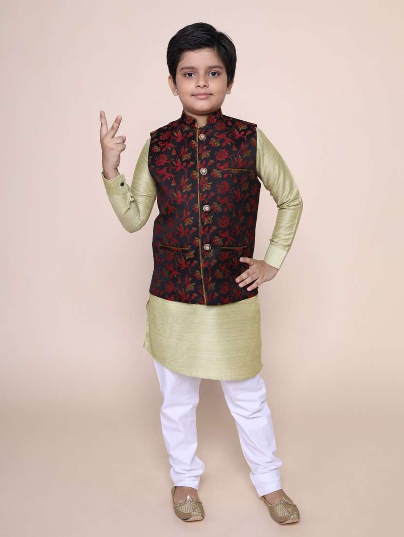 boys solid kurta pyjama set with printed nehru jacket