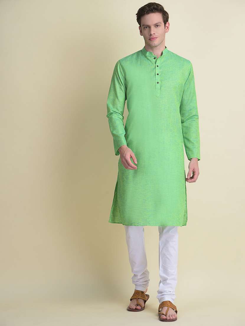 mandarin neck long sleeved kurta