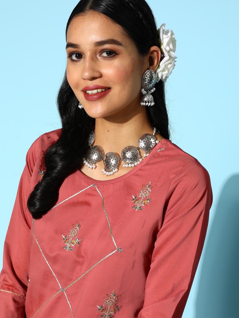embroidered suit set with dupatta - 18876495 - Standard Image - 4