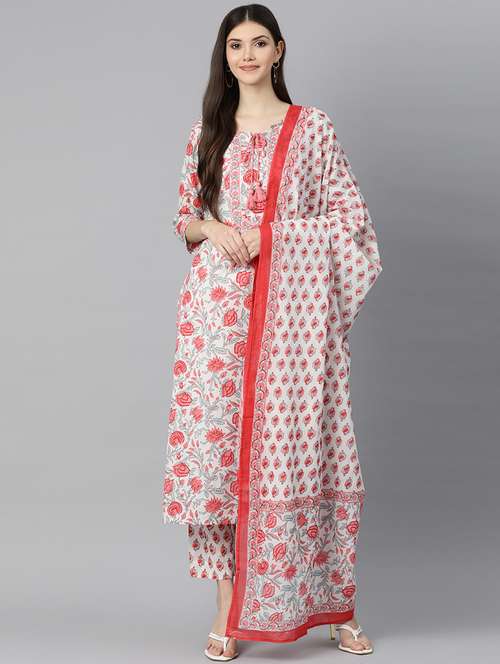 women three quarter sleeve kurta pant with dupatta set - 18882599 - Standard Image - 0
