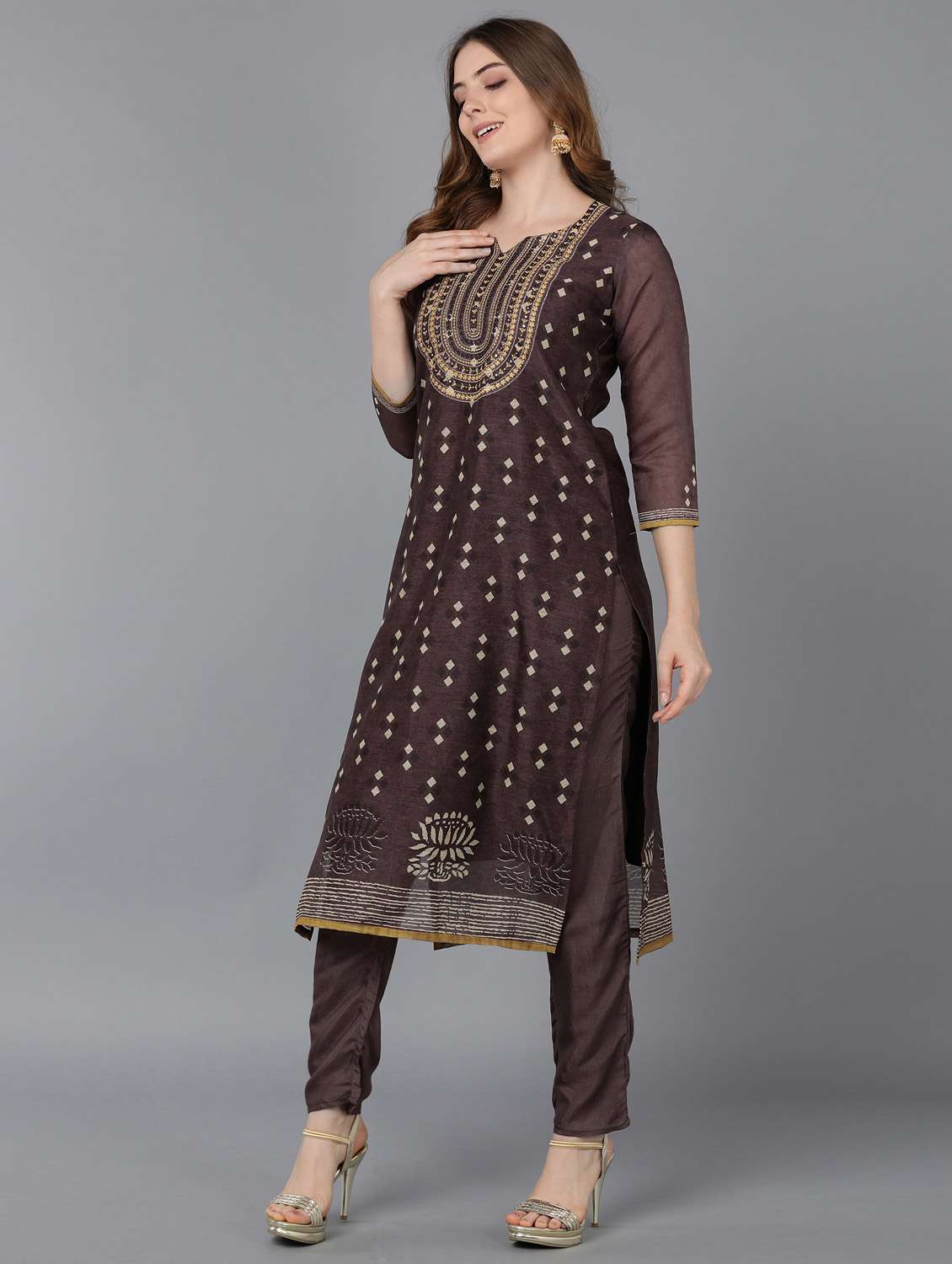 embroidered kurta pant dupatta set - 18882723 -  Standard Image - 1