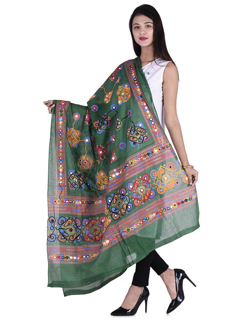 green embroidered dupatta - 18906777 - Standard Image - 1