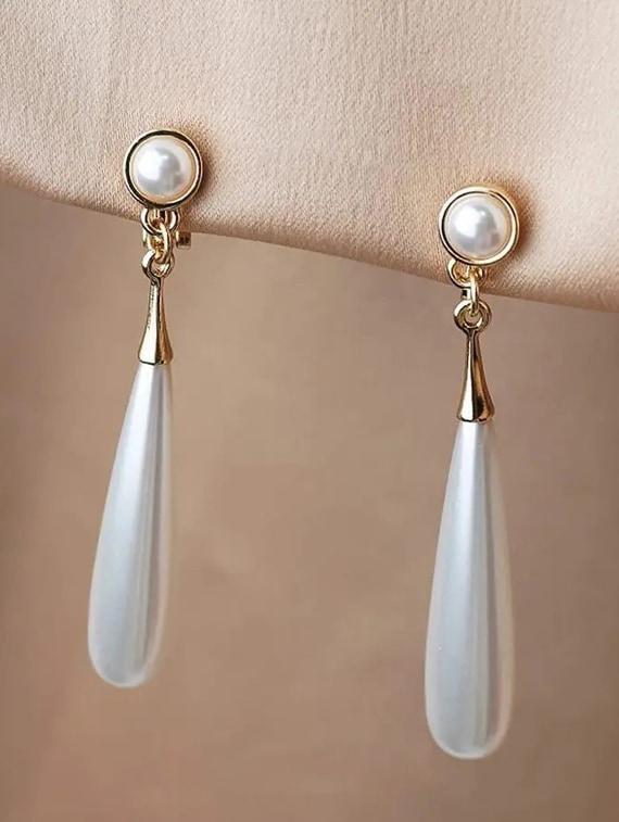 gold plated water drop long pearl earrings - 18910329 - Zoom Image - 0