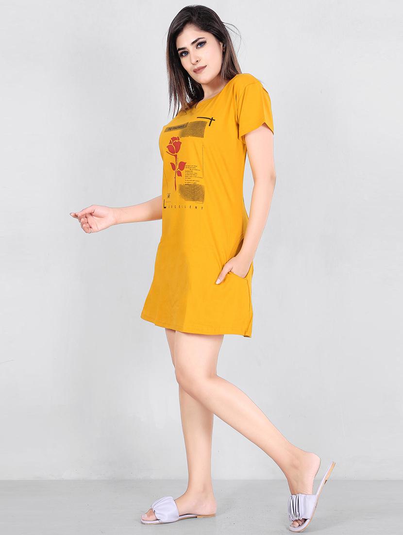 round neck printed regular tee - 18940358 - Standard Image - 1