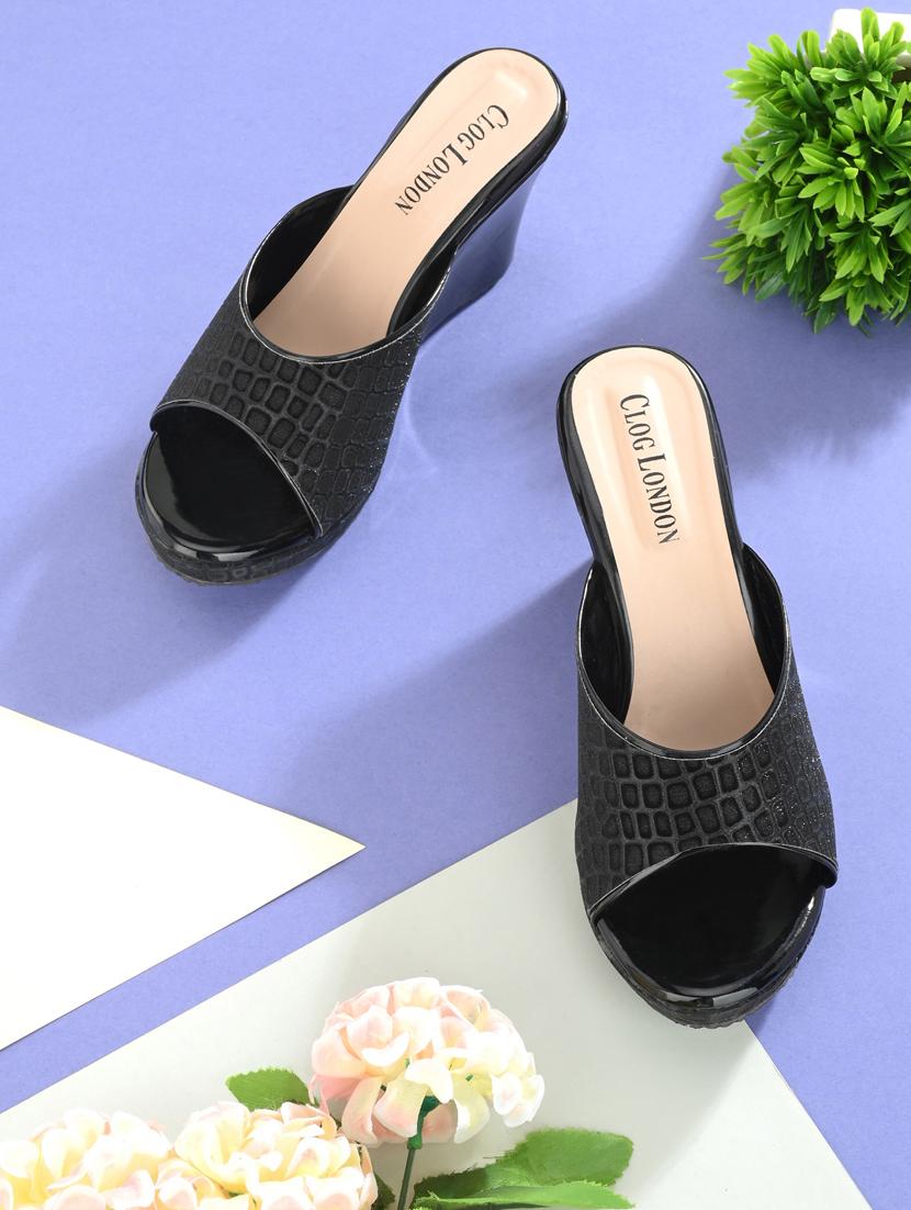 black slip on wedge - 18950728 - Zoom Image - 0