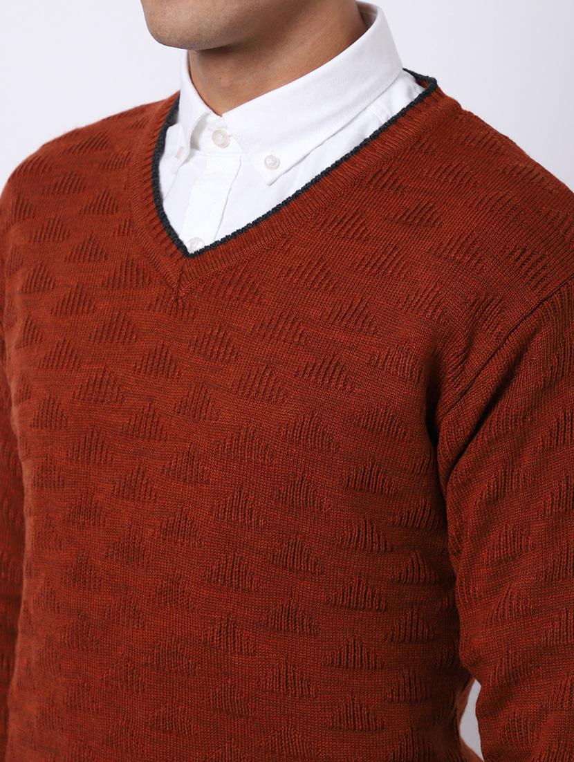v-neck self design pullover - 18958798 - Standard Image - 4
