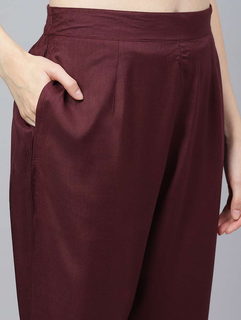 women burgundy floral kurta pant set with dupatta - 18961551 -  Standard Image - 4