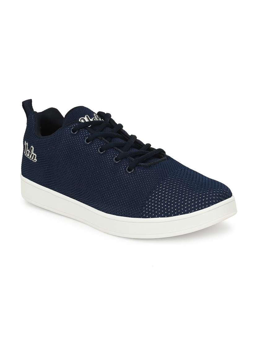 navy lace up sneaker