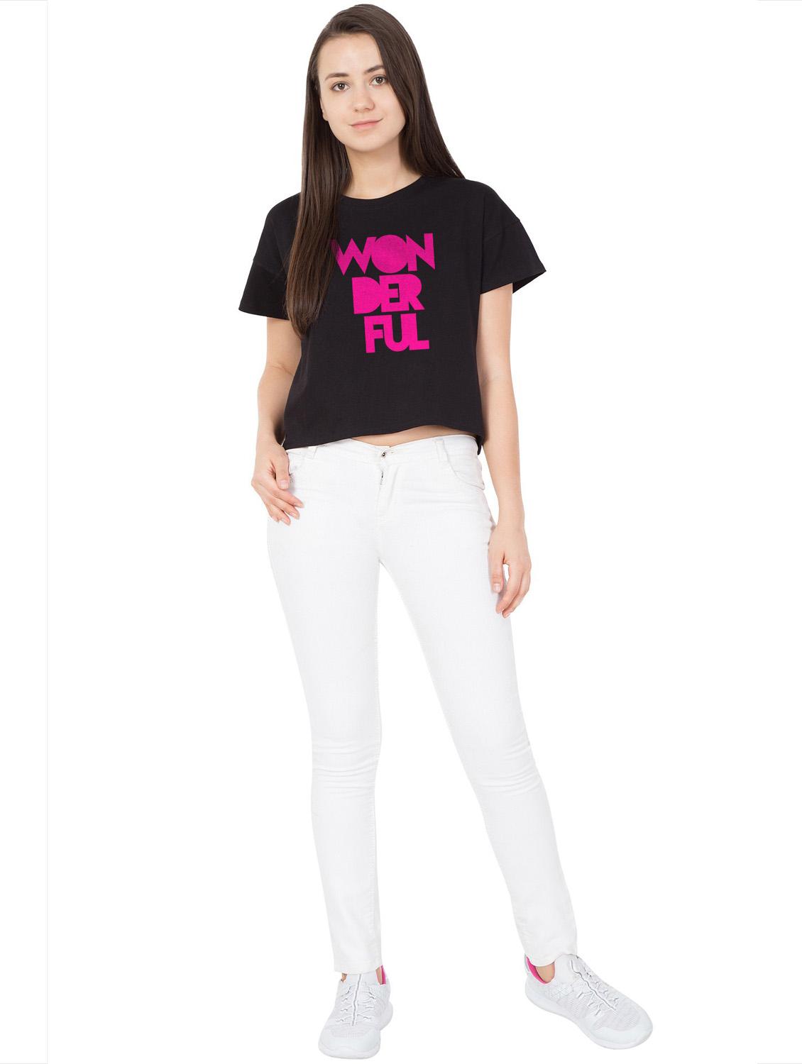round neck printed crop tee - 18962155 - Standard Image - 4