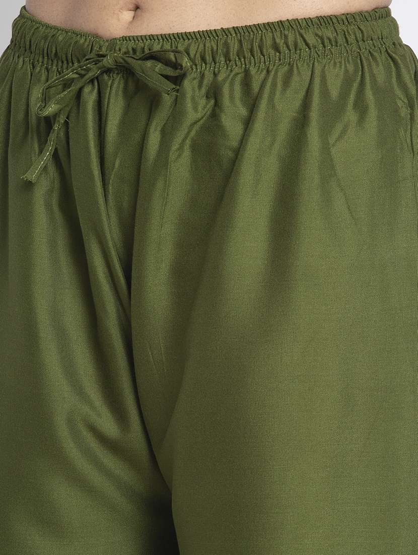 green solid flared palazzo - 18984185 - Standard Image - 4