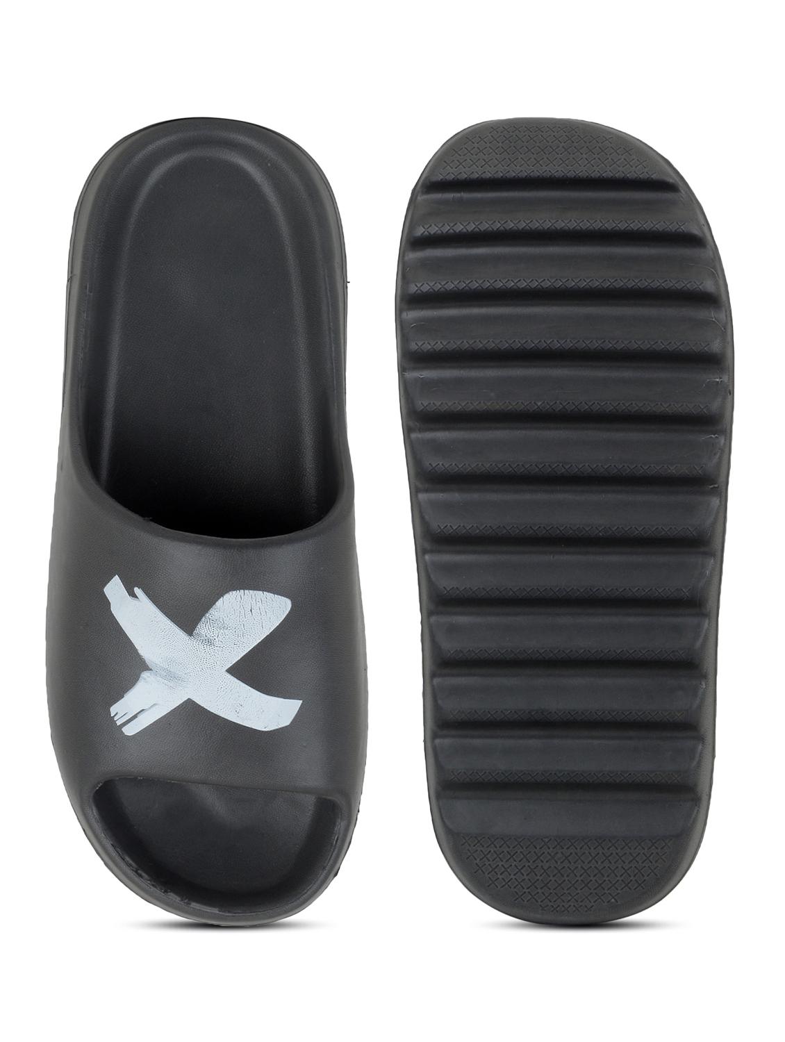 grey croslite slip on flip flops - 19010437 - Standard Image - 4