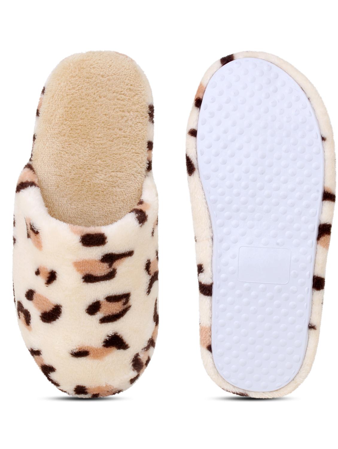 printed slip on flip flop - 19020861 - Standard Image - 4