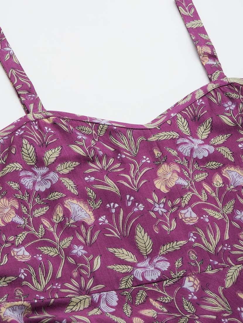 women's fit & flare floral dress - 19039316 - Standard Image - 4