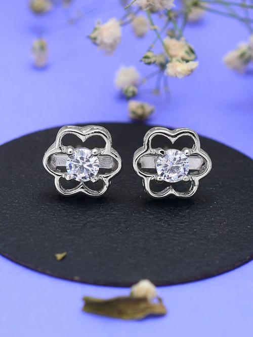 silver plated stud earring - 19085349 -  Standard Image - 0