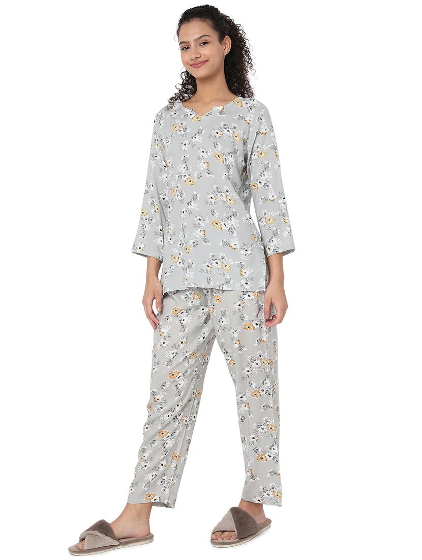 floral printed nightwear pajama set - 19086696 - Standard Image - 1