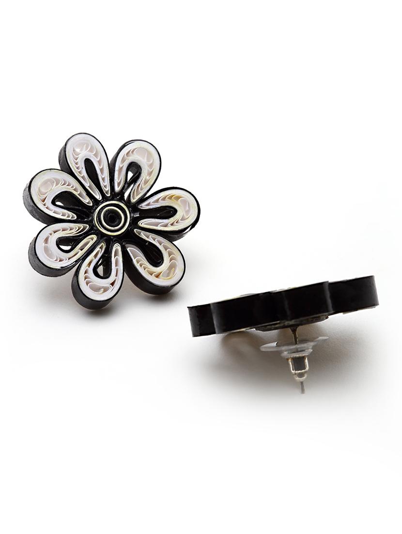 floral necklaces with earring set - 19088764 - Standard Image - 4