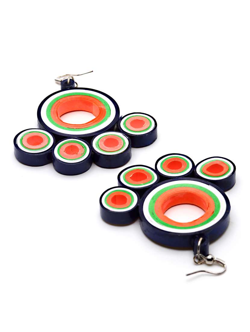paper quilling necklaces with earring set - 19088766 - Standard Image - 4