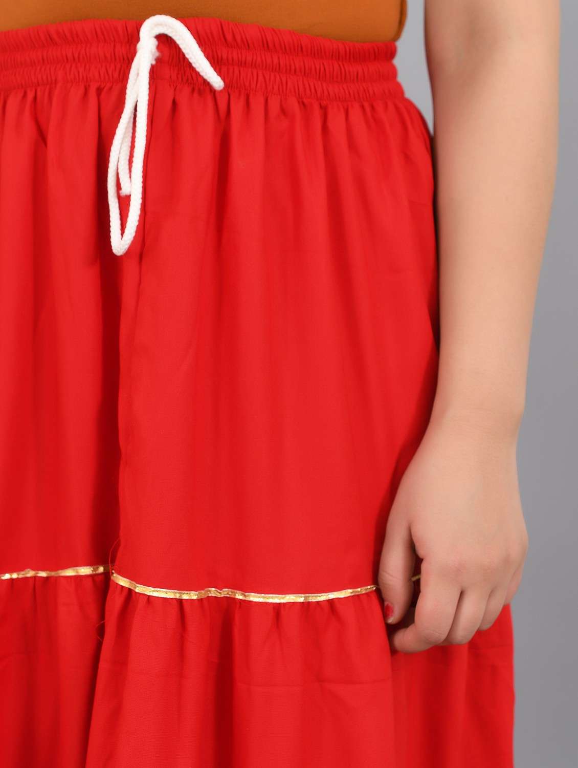 red solid flared skirt - 19103009 - Standard Image - 4