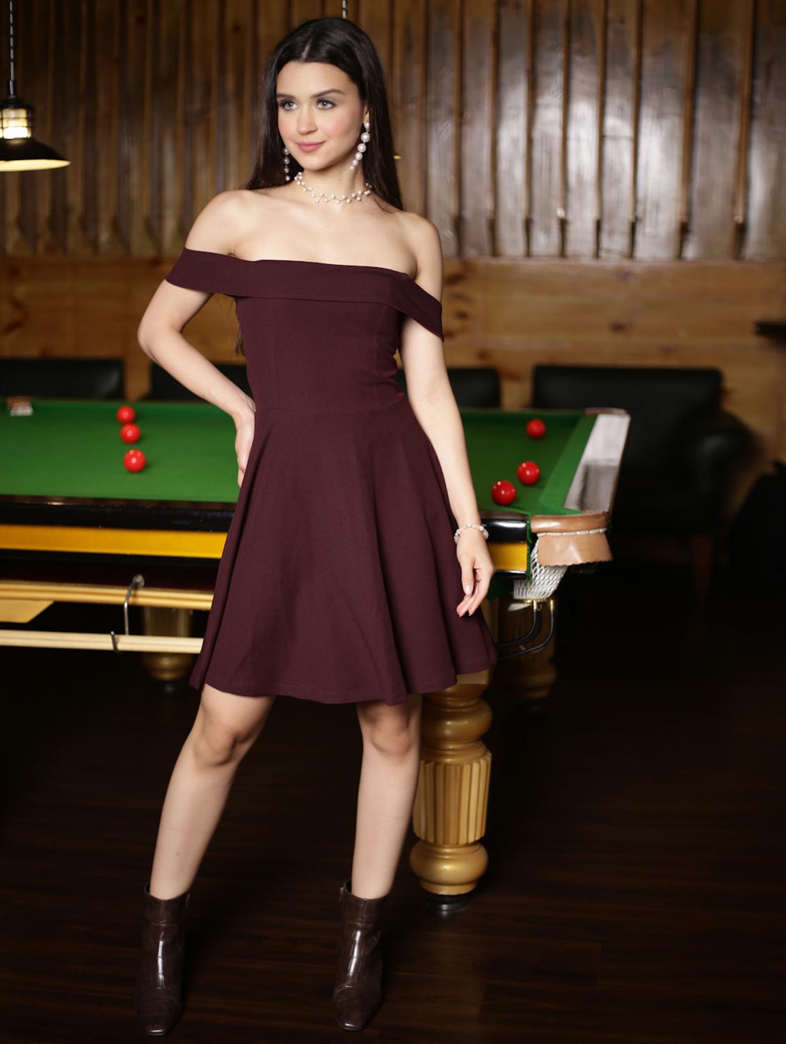 women's solid dress - 19108943 - Zoom Image - 0